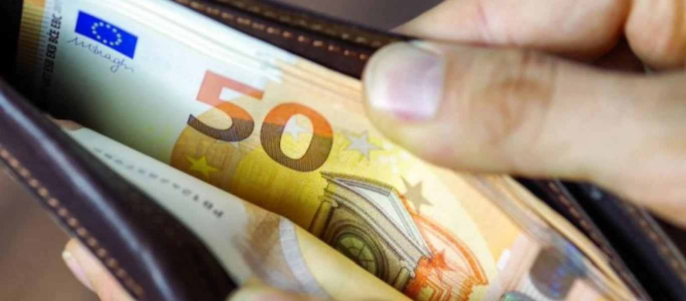 Κατώτατος μισθός: Τα νέα σενάρια αυξήσεων – Κοντά στα 700 ευρώ από το 2022